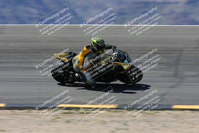 media/Apr-05-2024-Apex Assassins-CVMA Friday Practice (Fri) [[ee2ef04f2b]]/3-Racer 2/Session 3 (Bowl Speed Pans)/